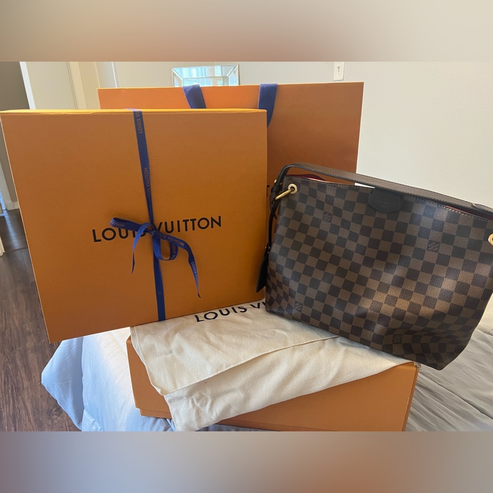 Louis Vuitton Graceful PM